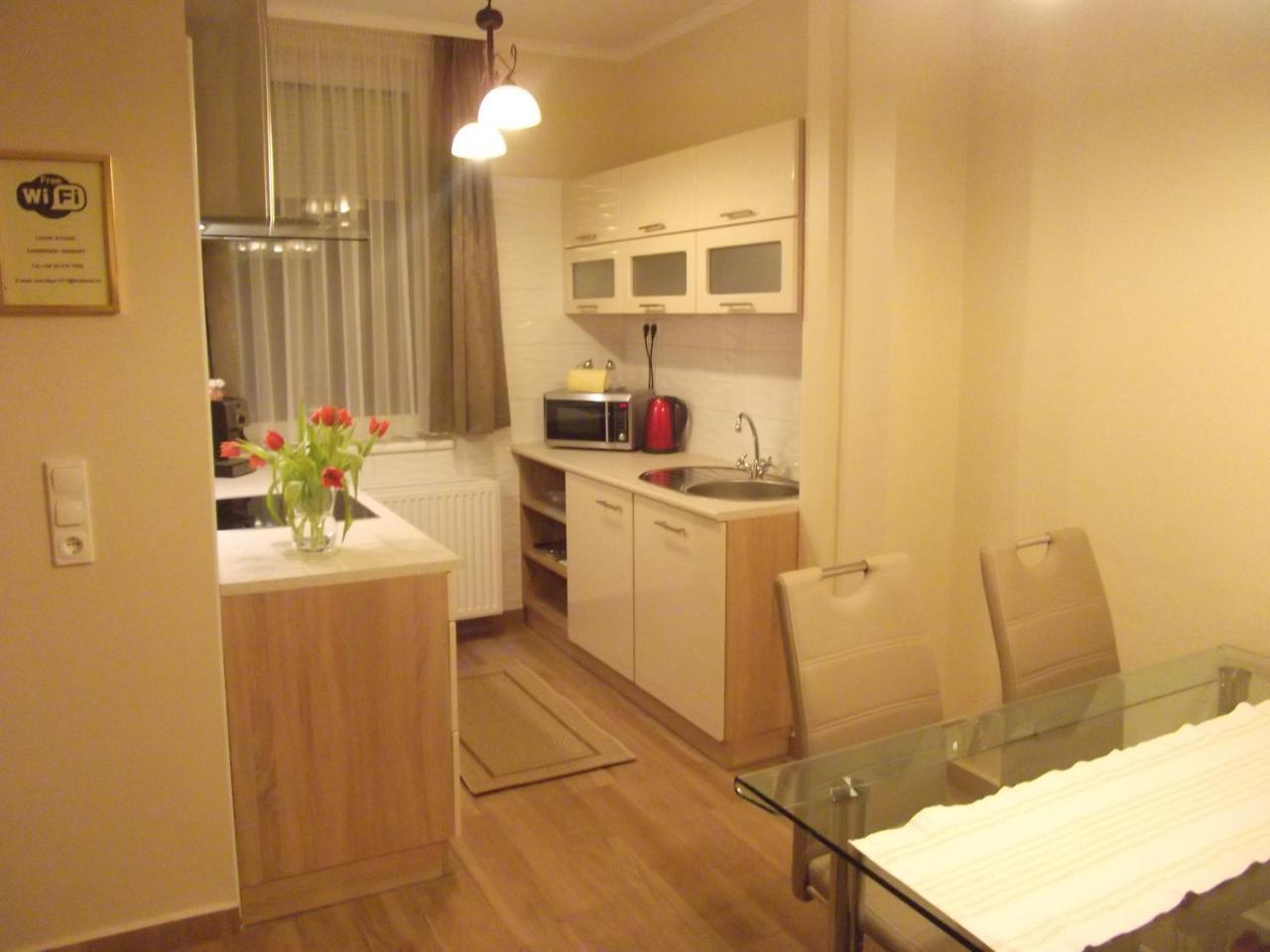 Ametiszt Apartman Héviz Zewnętrze zdjęcie