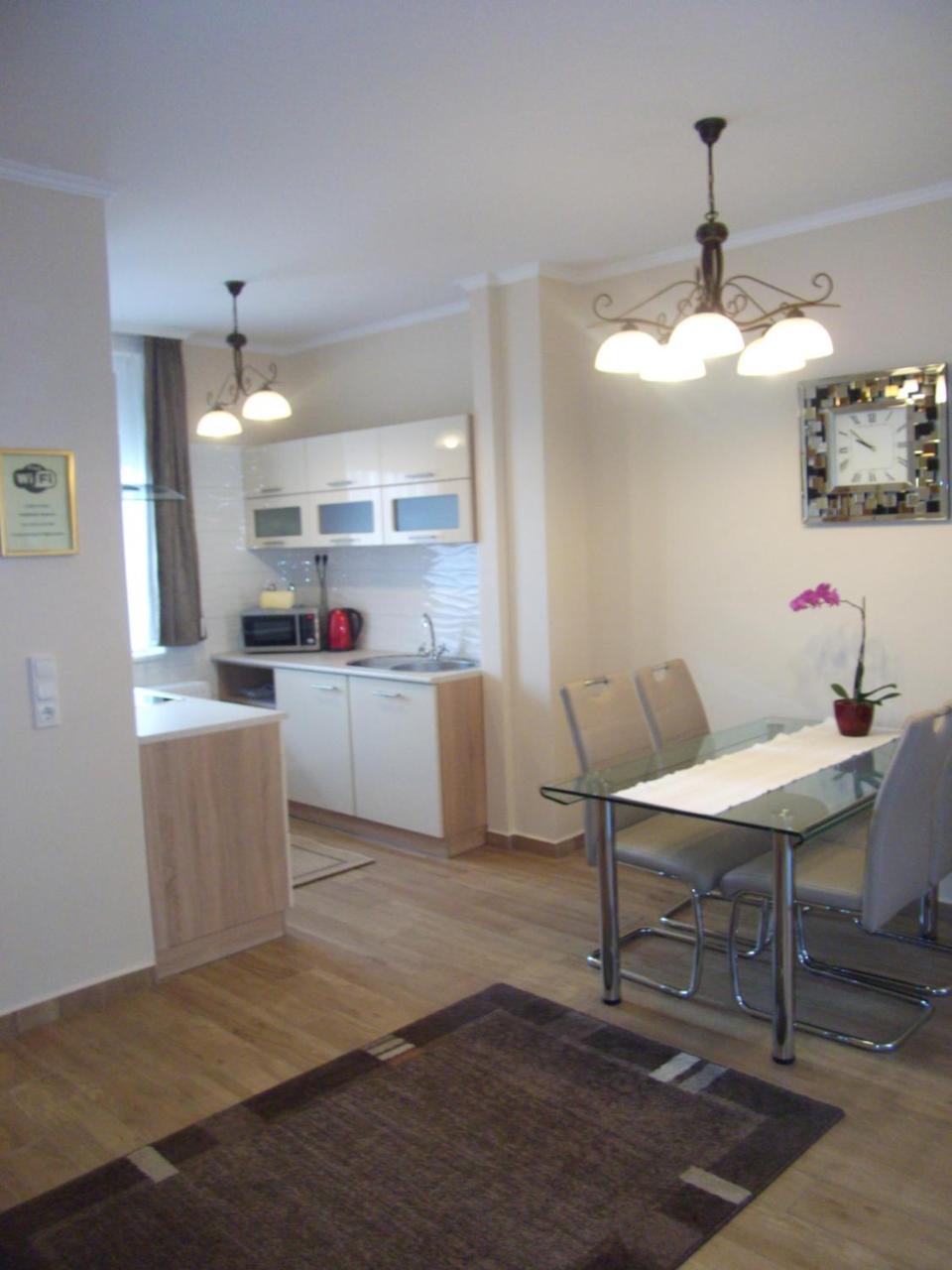 Ametiszt Apartman Héviz Zewnętrze zdjęcie