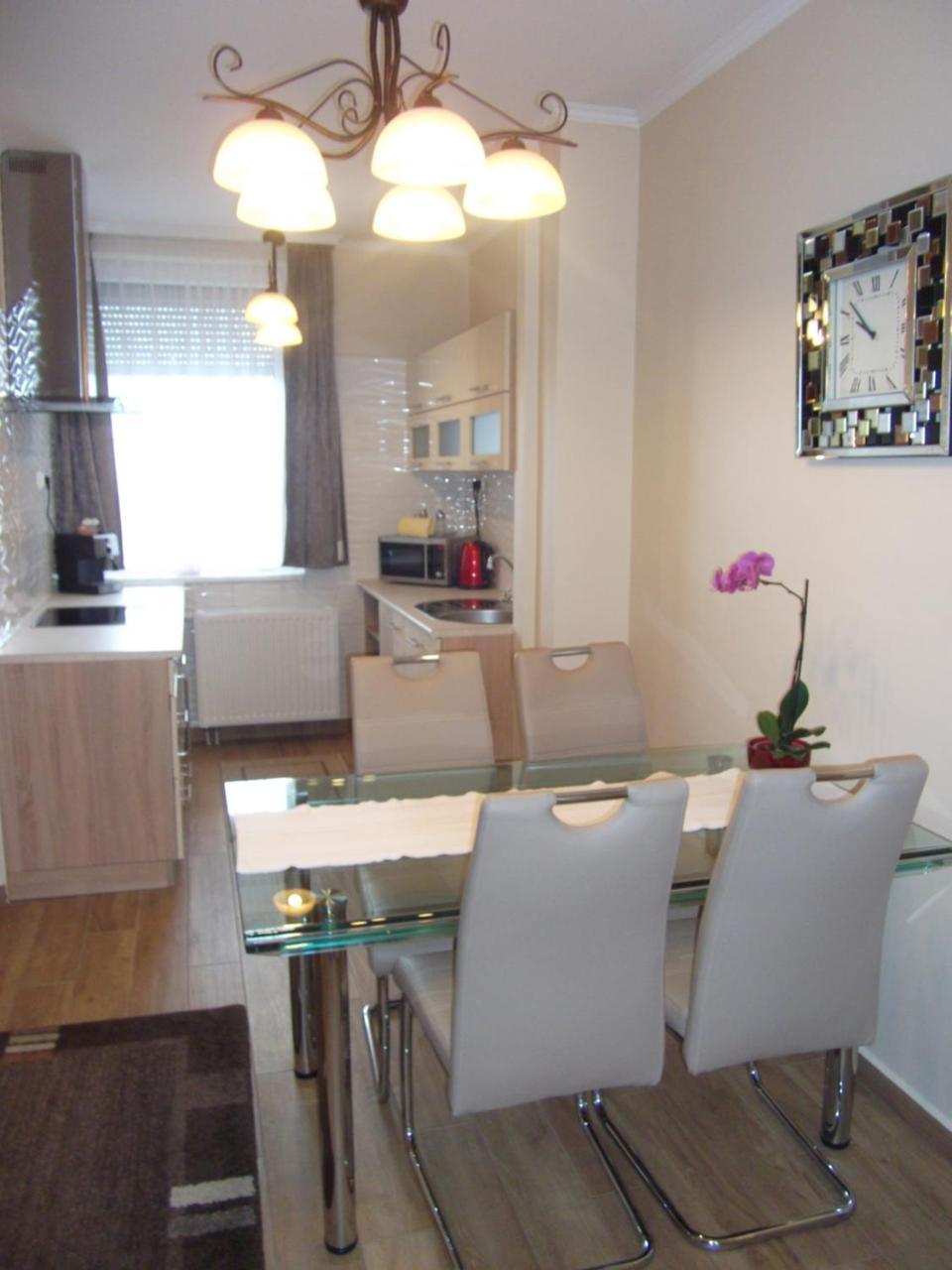Ametiszt Apartman Héviz Zewnętrze zdjęcie